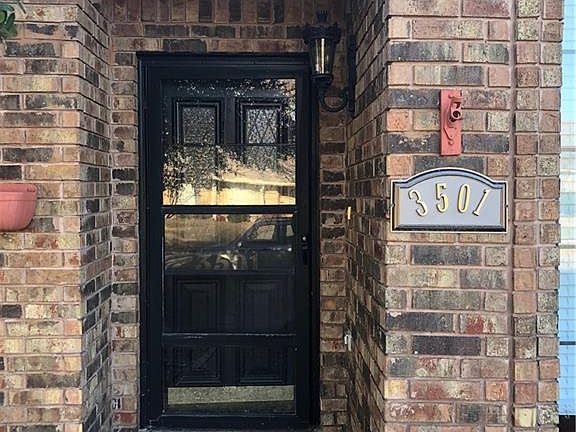 2nd image of 3501 Hilltop Ln
