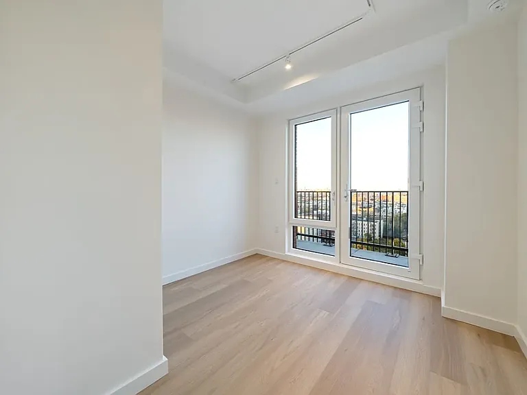 931 Carroll St #612 — Photo 1