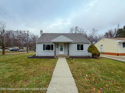 226 W Jolly Rd, Lansing, MI, 48910