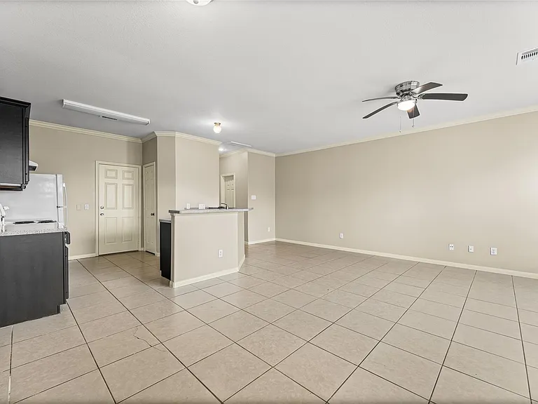 4536 Mallow St #B — Photo 7