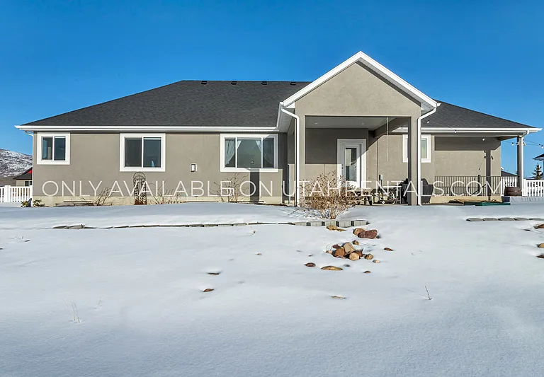 693 Spruce Way — Photo 41