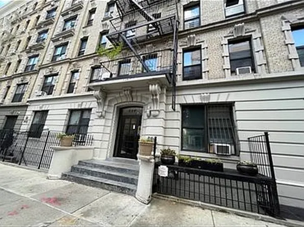 226 W 111th St APT 8, New York, NY 10026