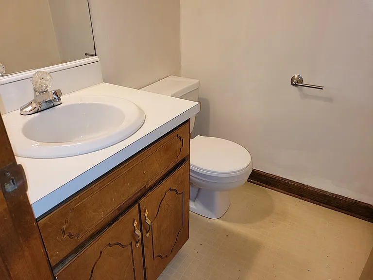 4009 Omer Ln — Photo 10