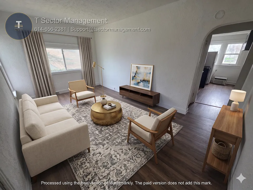 15 Broad St S #4