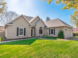 2363 Miller Farm Rd, Woodburn, OR 97071