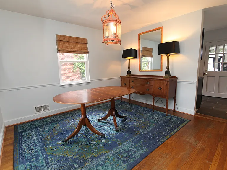 2713 Arcola Ave — Photo 3