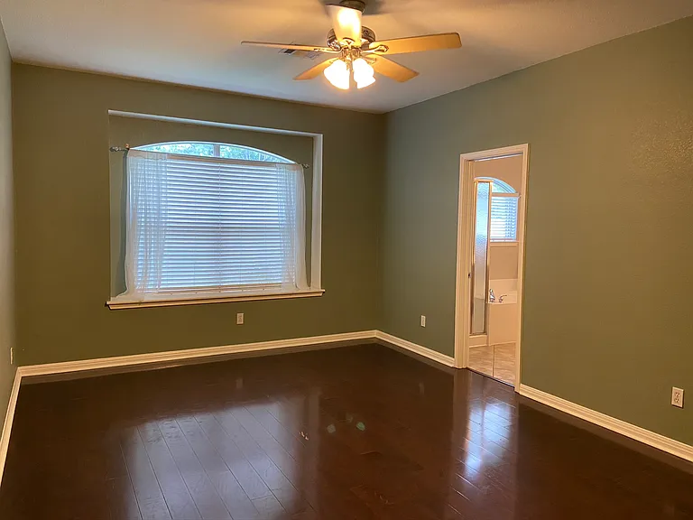 1727 Fallen Leaf Ln — Photo 7