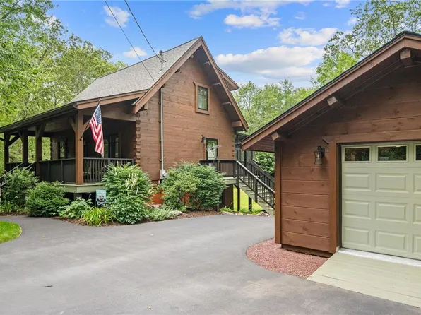 34 White Oak Ln, Jim Thorpe, PA 18229