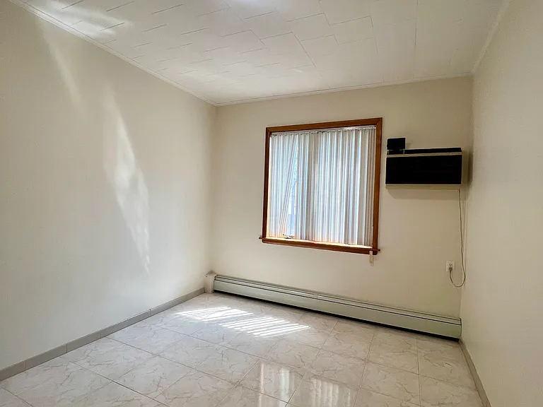 1643 Dahill Rd #1 — Photo 3
