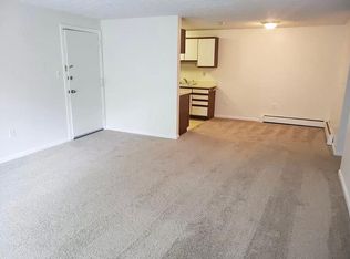 1184 Middle Tpke W, Manchester, CT 06040
