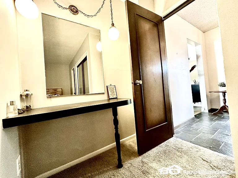 3006 Fleur Dr — Photo 21