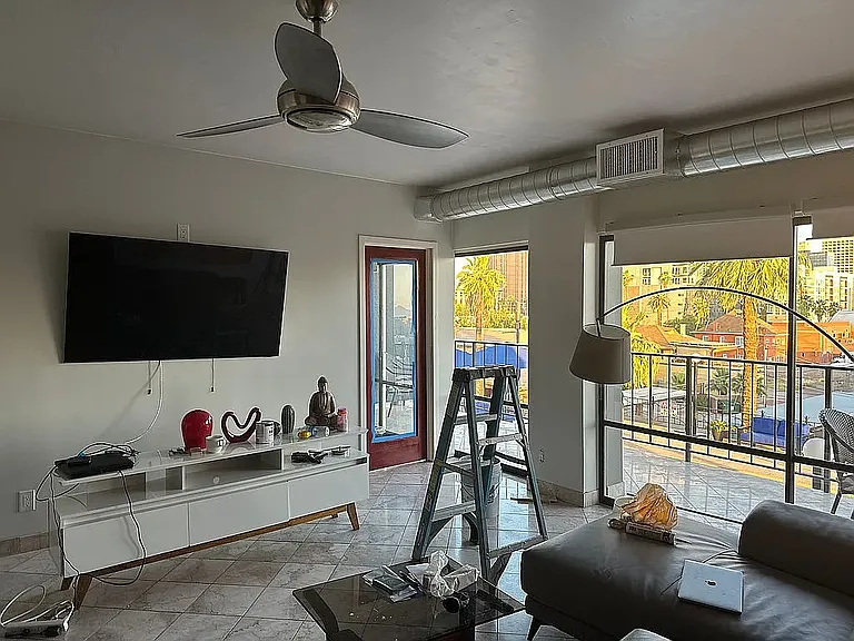 805 N 4th Ave #404 — Photo 9
