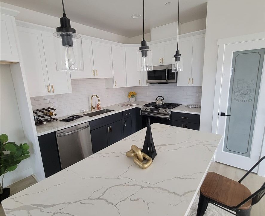 1st image of 6404 Woodhall Ct