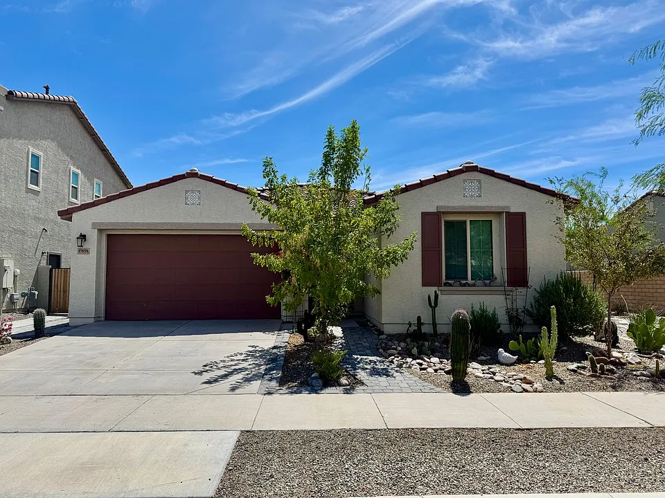 17859 W Indigo Brush Rd