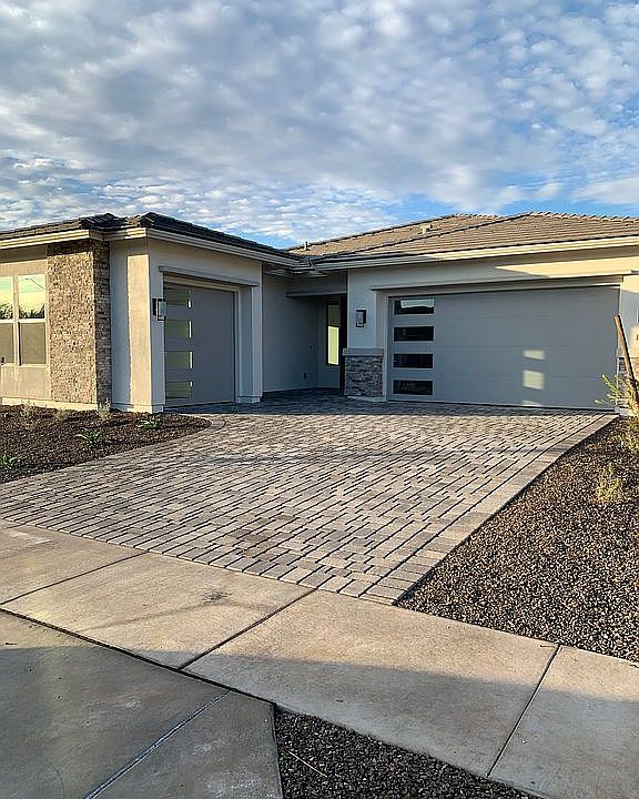 1st image of 14670 W Corrine Dr