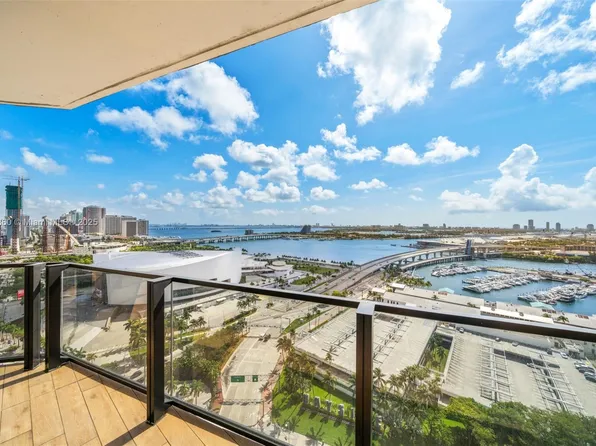 398 NE 5th St #1809, Miami, FL 33132