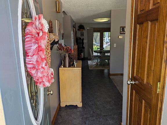 3rd image of 3102 W Philip Ave.