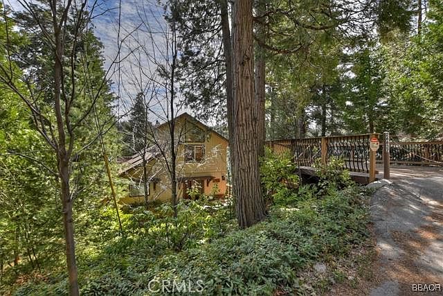1st image of 26637 Lake Forest Dr