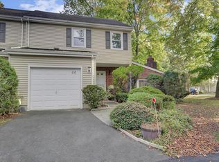 60 Princeton Pl, Wayne, NJ 07470