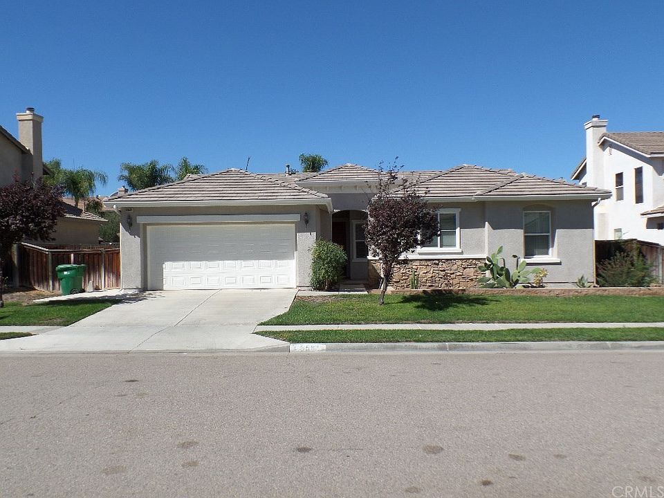 1st image of 33581 Nandina Ln