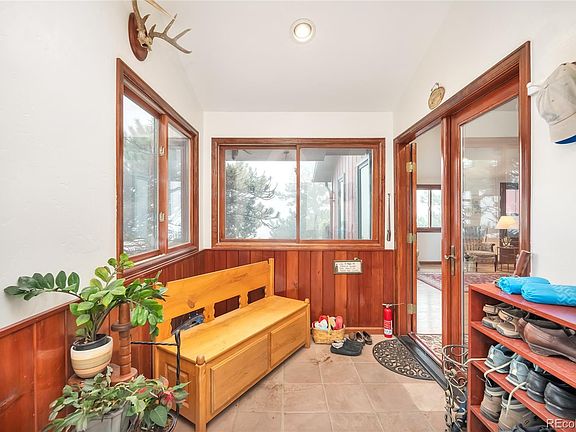 4th image of 206 Valley Vista Ln