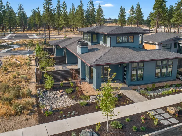 3206 NW Strickland Way, Bend, OR 97703
