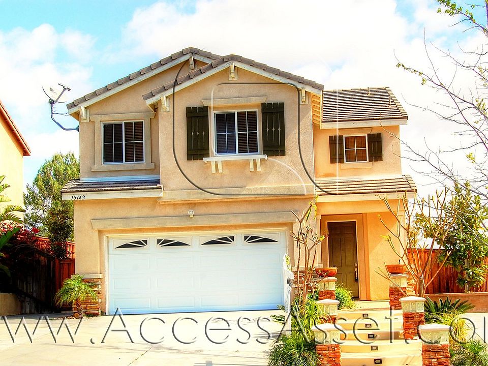1st image of 15162 Spinnaker Dr