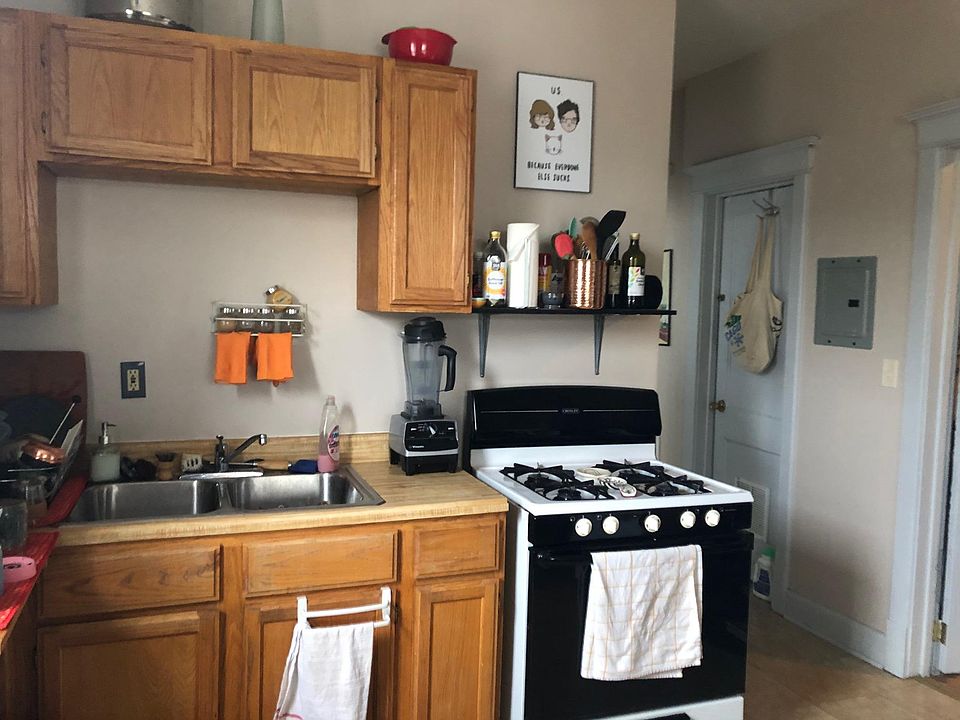 1st image of 1107 N California Ave #3