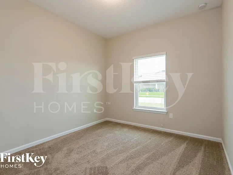 120 Concave Ln — Photo 11