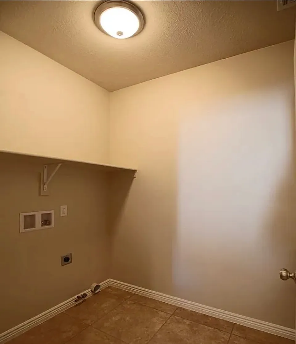 Snowfield Estates 1456 - 1 — Photo 3