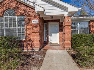 829 Foxwood Ln, Wylie, TX 75098