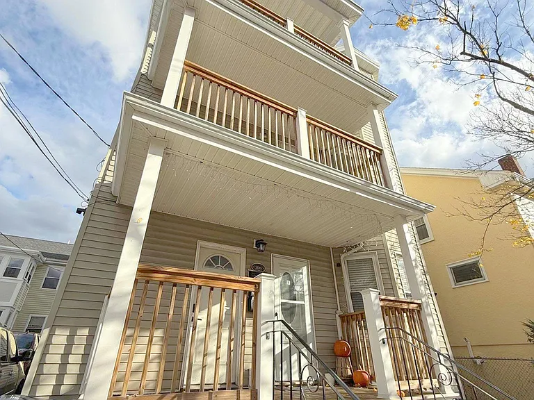 196 Sherman St #2 — Photo 12