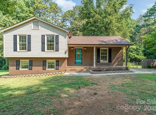 132 Stoneybrook Rd, Salisbury, NC 28147