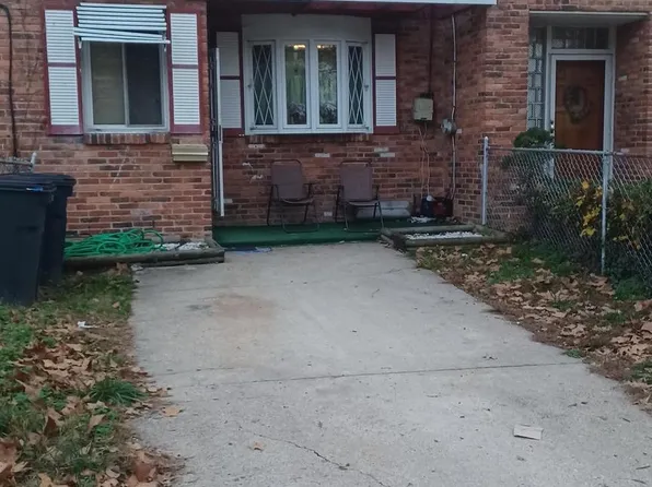 953 Owens Rd, Oxon Hill, MD 20745