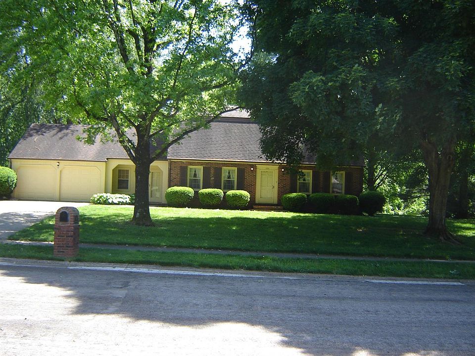 1st image of 1564 Wellesley Dr
