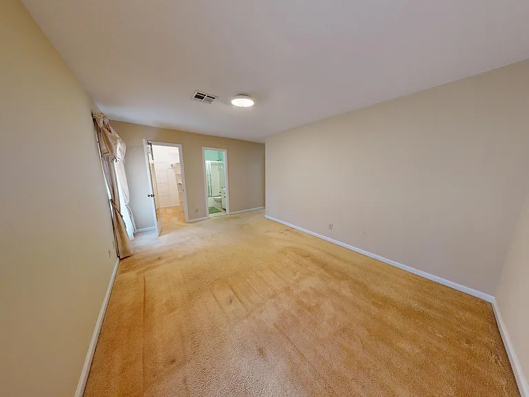 1212 Hillman St — Photo 3
