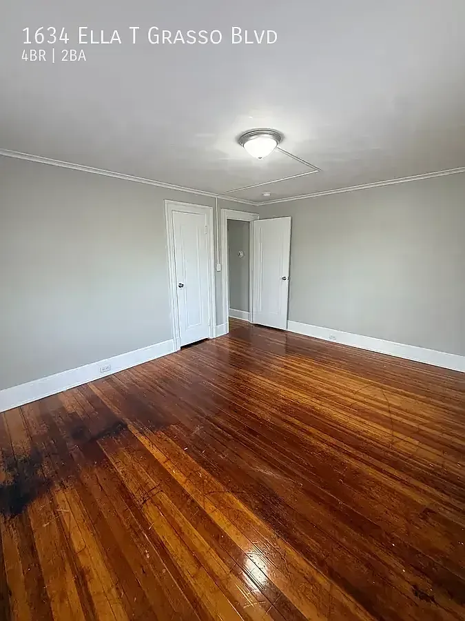 1634 Ella T Grasso Blvd — Photo 3