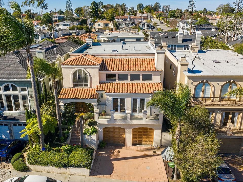 1st image of 2205 N Poinsettia Ave