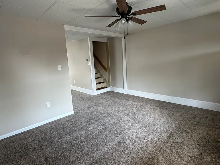 137 S Margaretta St — Photo 2