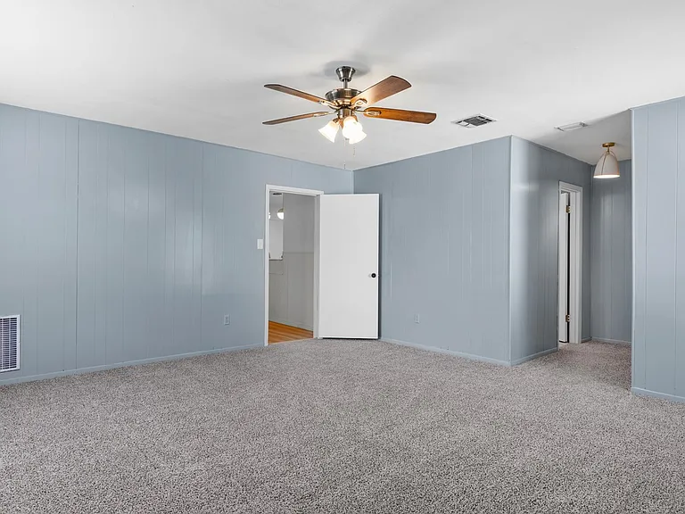 420 Alicia Ave — Photo 11