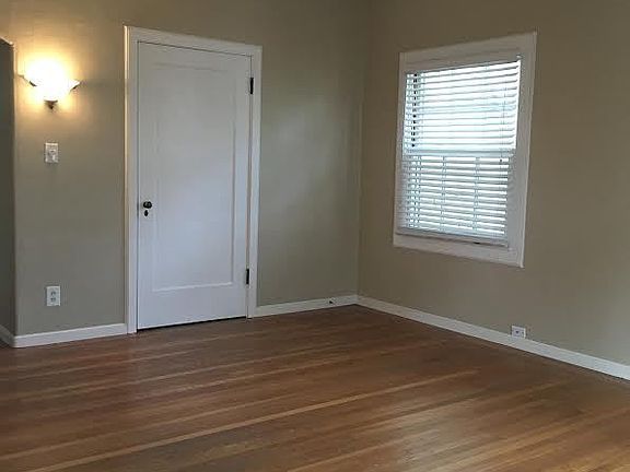 5th image of 2709 21st St #2725-02