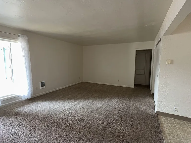 1061 Ring St NE — Photo 5