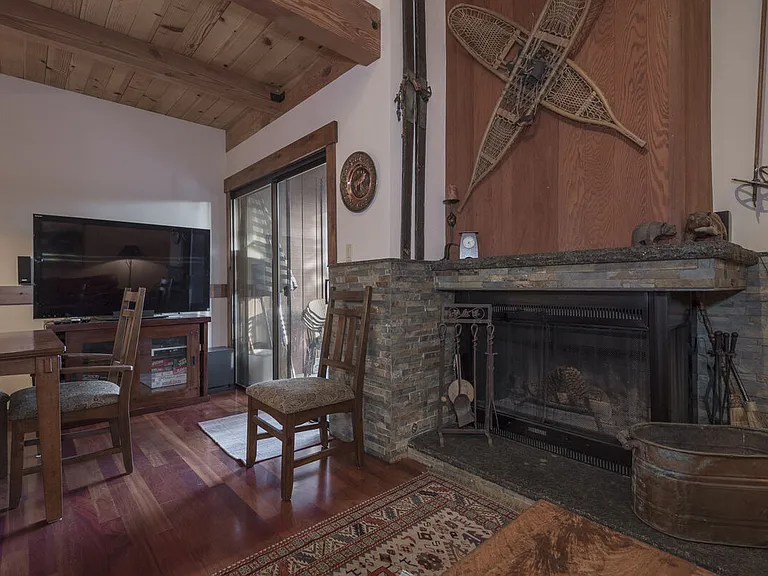 125 Lassen Dr #23 — Photo 4