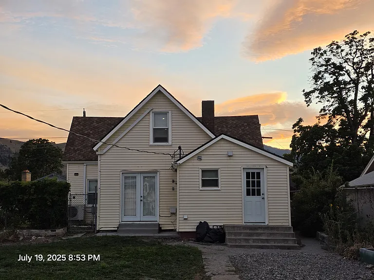 911 Walker Ave — Photo 12