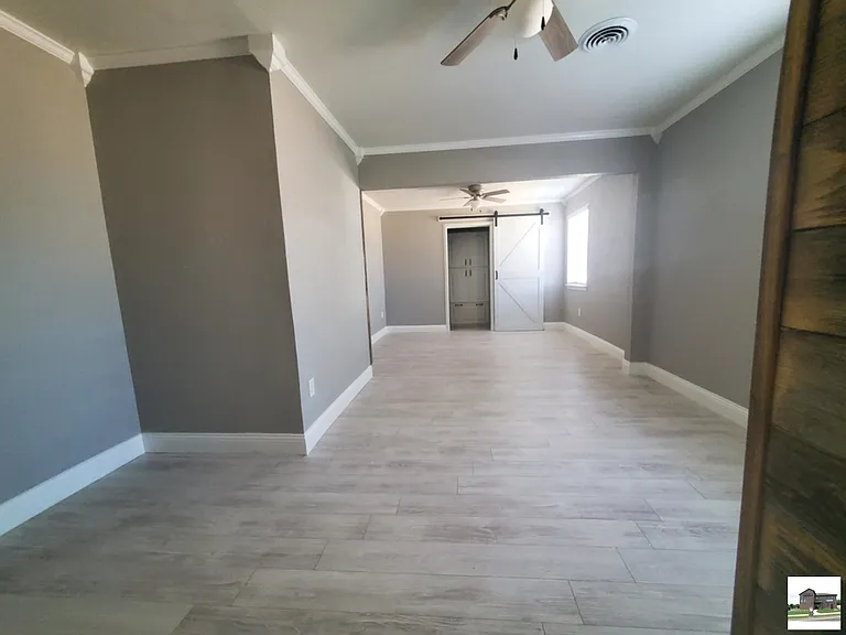 2104 Brantley Ave — Photo 4