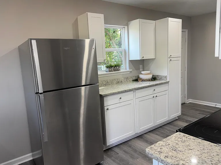 1822 Catalina Dr — Photo 7