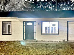 3528 Eastmont Dr, South Bend, IN 46628