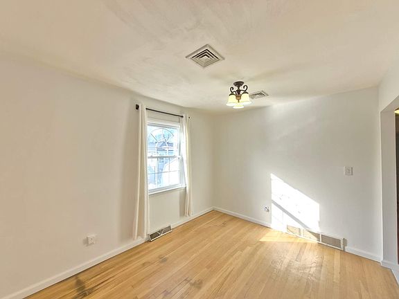 5th image of 407 Walker St Floor 2