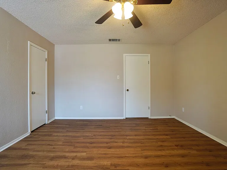7602 Woodstone Cv #A — Photo 21