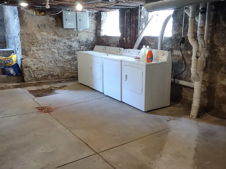 3158A Alfred Ave #A — Photo 22